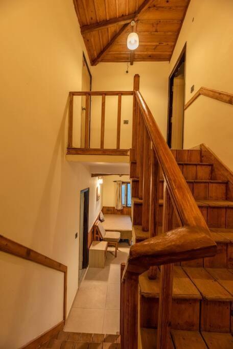 Dream Cottage 3 Pet-Friendly 2Br W Mountain View 무크테슈와르 외부 사진